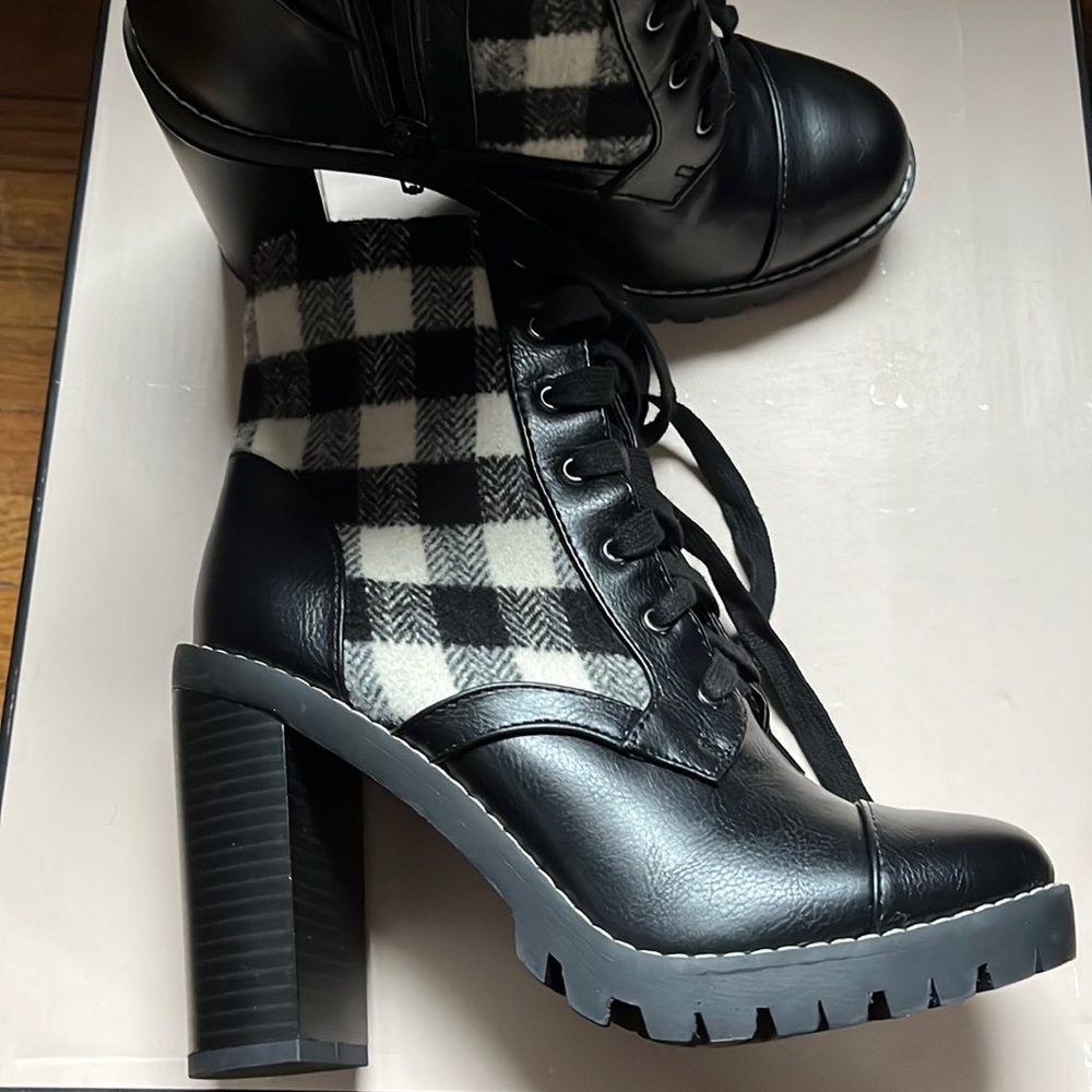 BCBGeneration plaid heeled boots!